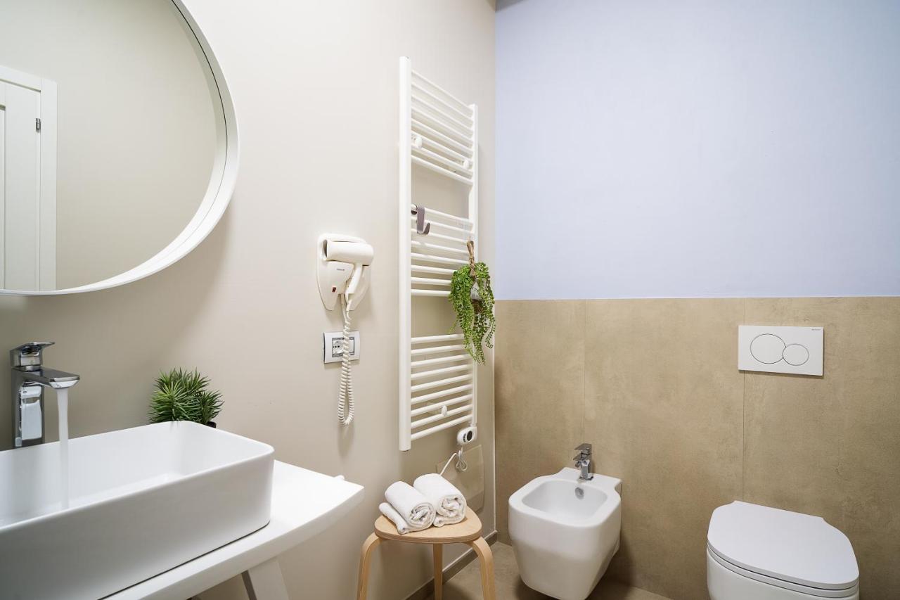 Enjoy Your Stay - Guest House - Olbia Buitenkant foto