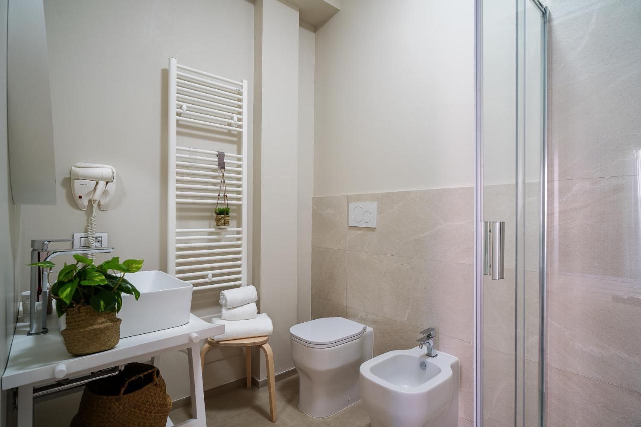 Enjoy Your Stay - Guest House - Olbia Buitenkant foto